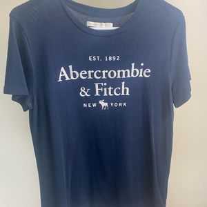 Youth Medium Navy Abercrombie and Fitch shirt